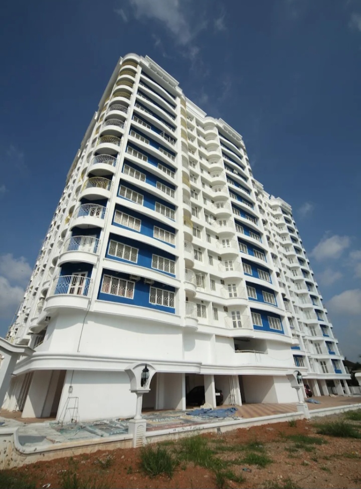Galaxy wintson Chilavannoor 3 BHK Flat